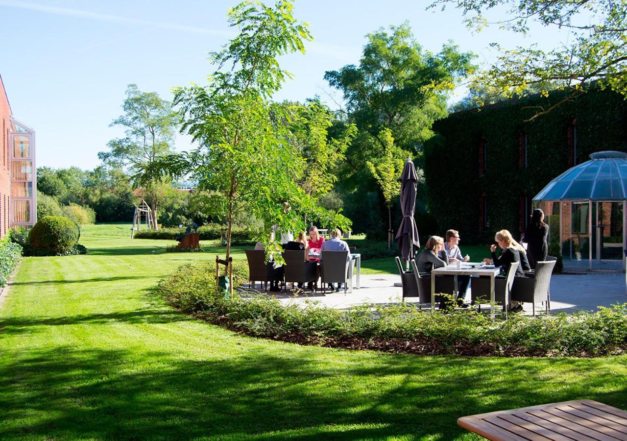Pharmakon Hotel&Conferencecenter Hillerød Buitenkant foto