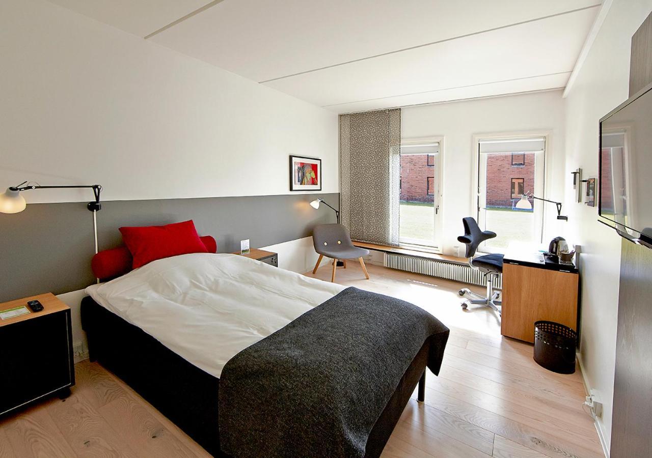 Pharmakon Hotel&Conferencecenter Hillerød Buitenkant foto